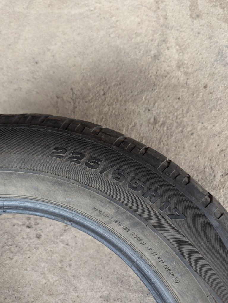 Продам резину летнюю. Размер 225х65х17.