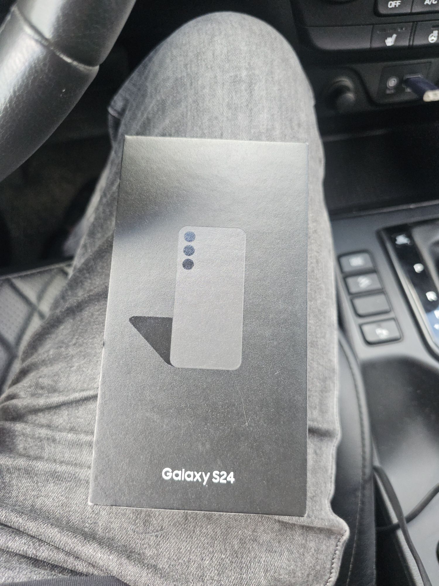 Продам Samsung s 24