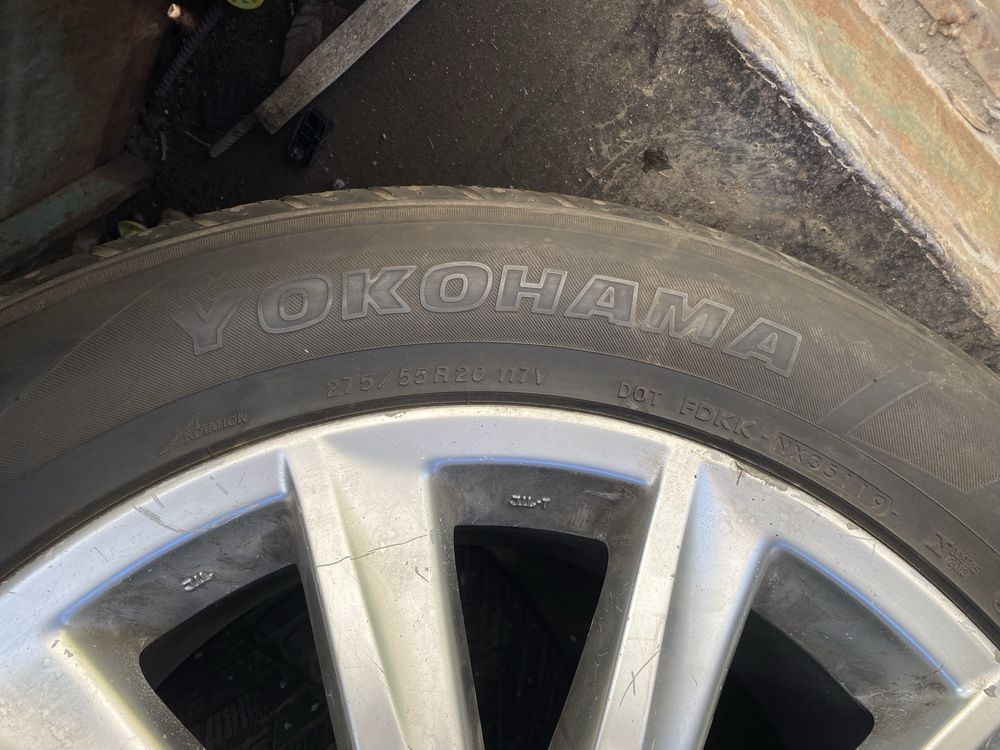 Продам диски с шинами 275/55/R20 117V
