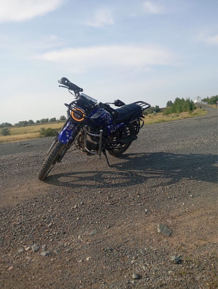 Продам мотоцикл кулагер 200 сс