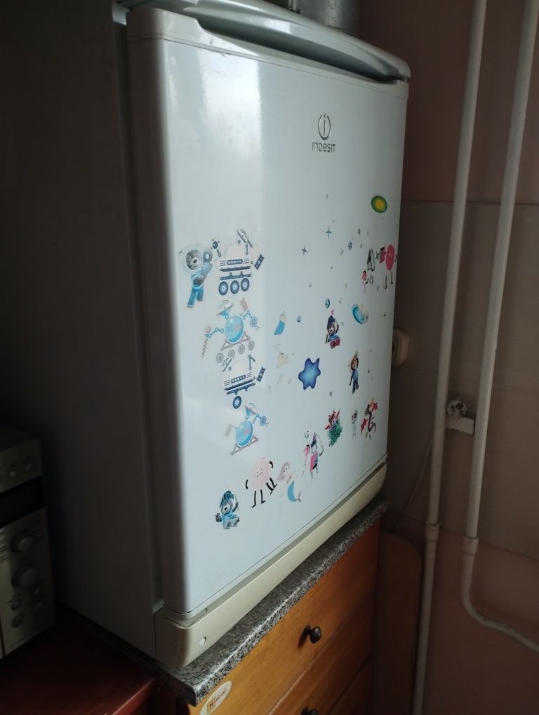 Мини холодильник Indesit