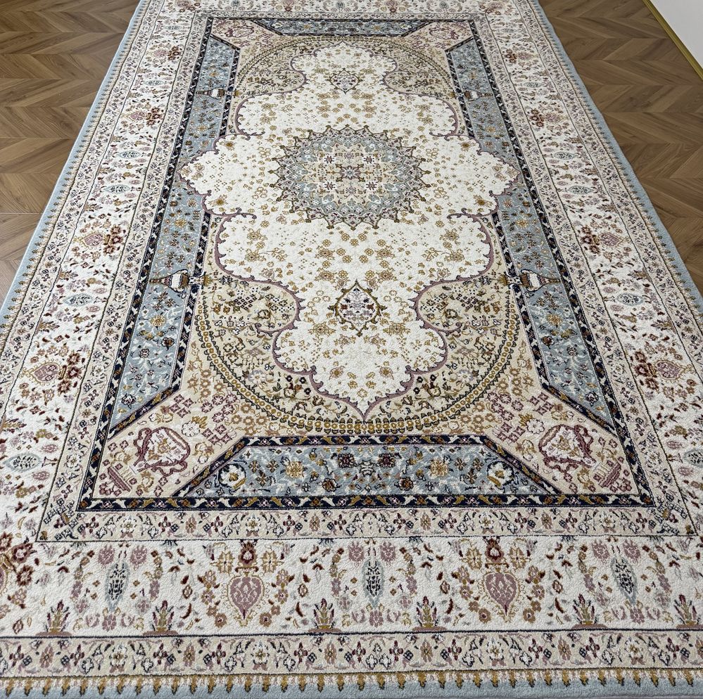 Продам иранский ковер 3х2.