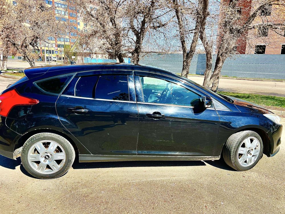 Ford Focus 3 хэтчбэк 2014г
