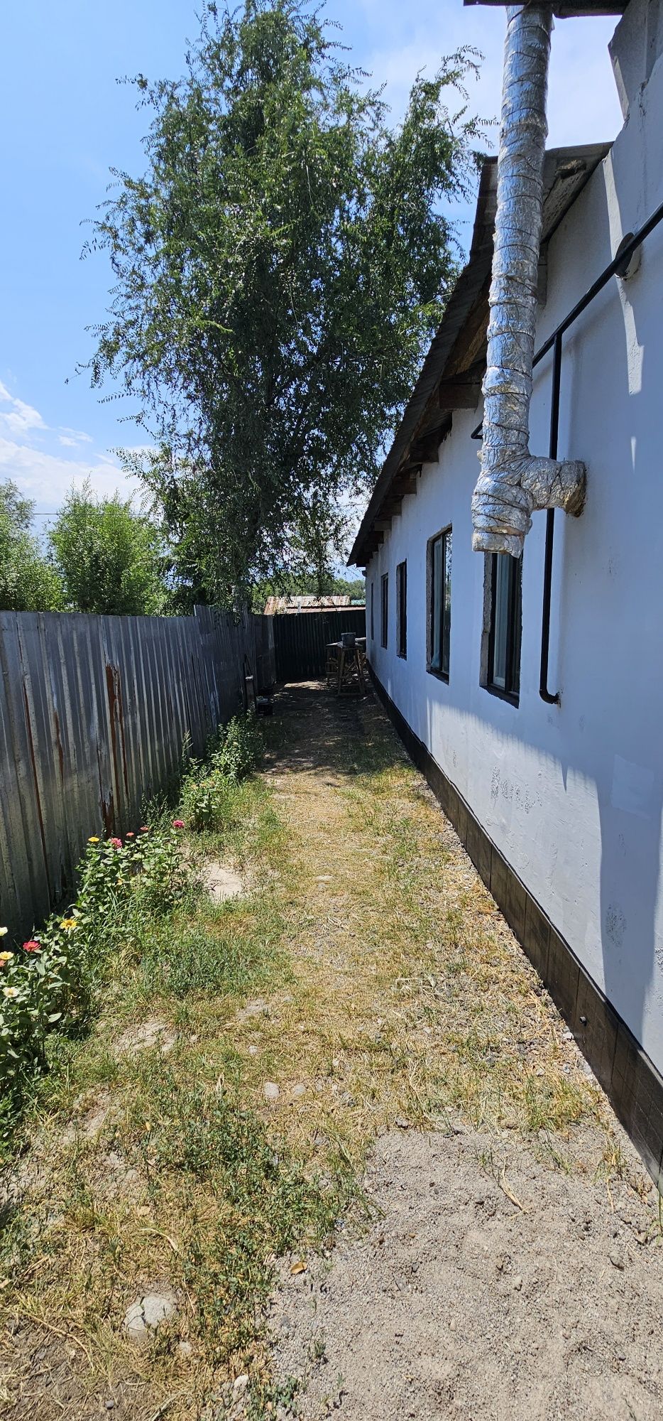 Дом продаётся, очень тихий район