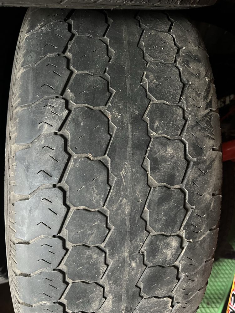 Продам шины 235/65/16c