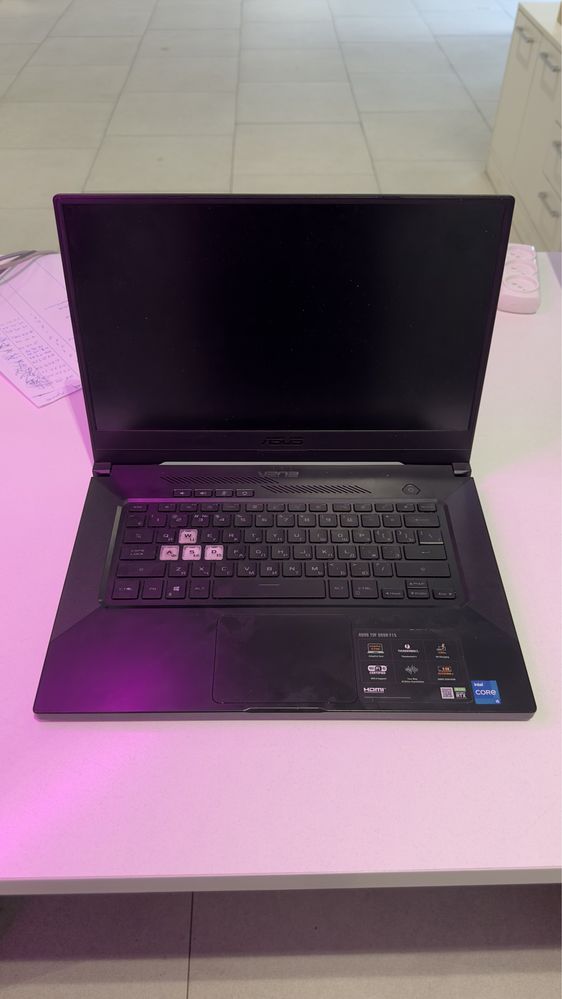 Игровой ноутбук Asus в отличном состоянии