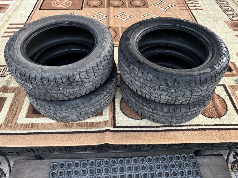 Продам зимние шины Cordiant в отличном состоянии.
