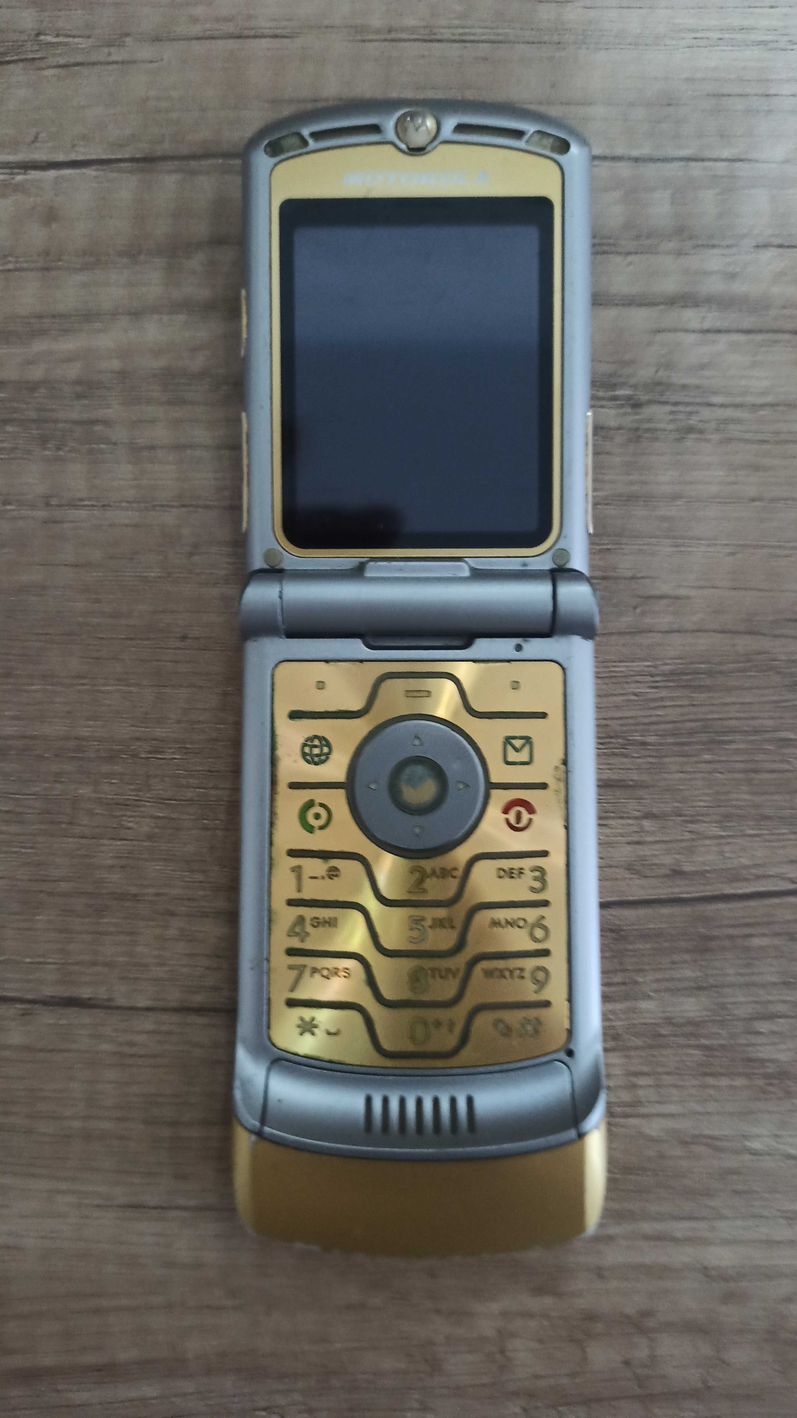 Motorola Razr v3i D&G Original