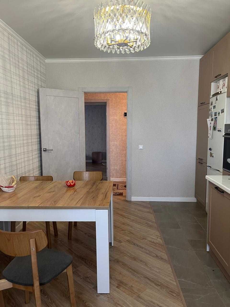 Продается 3 комнатная квартира АК Тилек