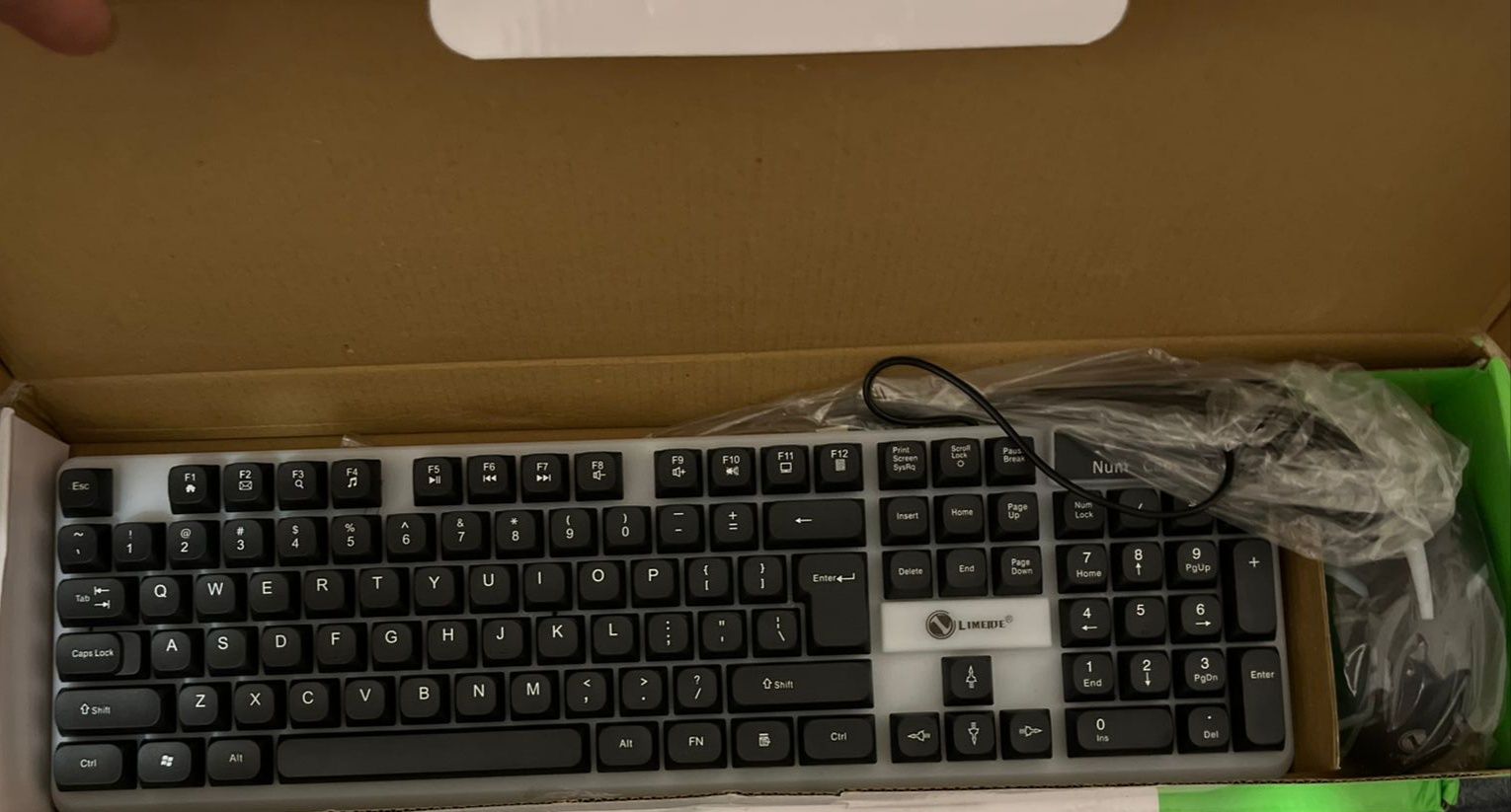 Продам клавиатуру GTX 350 с мышкой