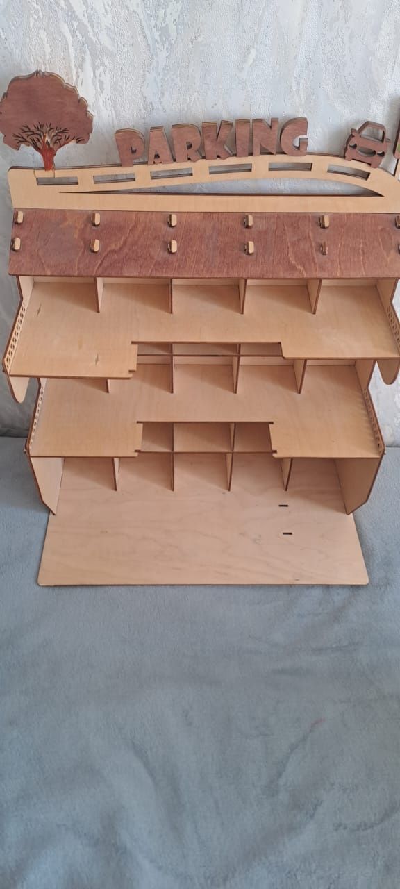 Продам б/у парковку