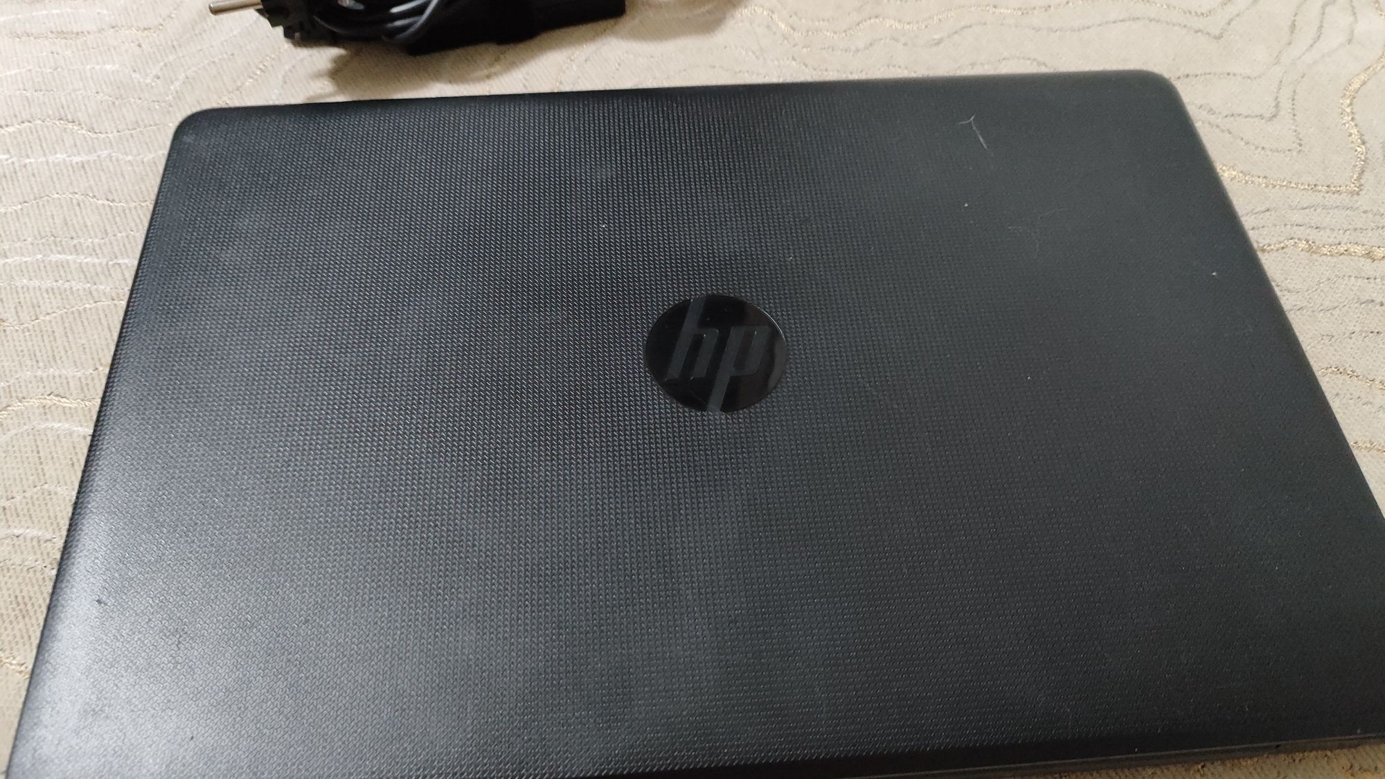 Ноутбук HP -15. .