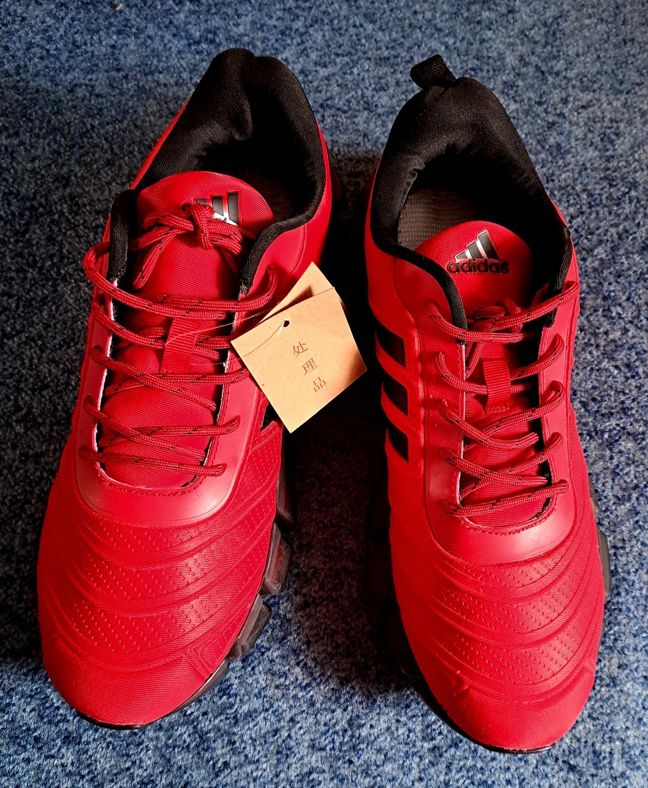 Кроссовки Adidas, Вьетнам, размер 41-42