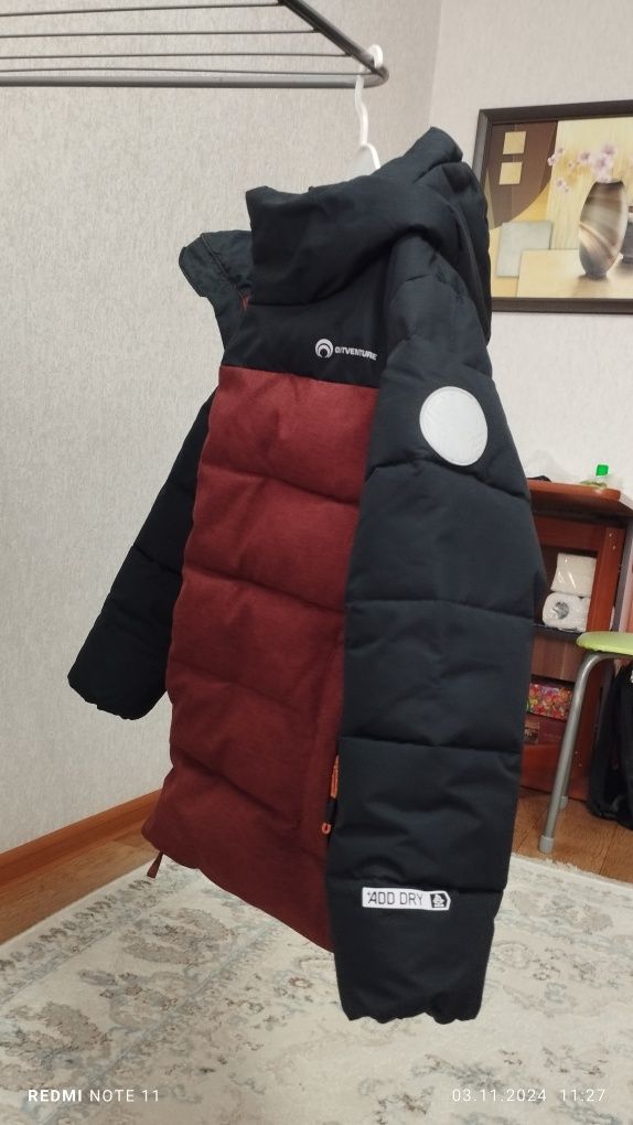 Продам зимний комплект на мальчика 6-8лет.
