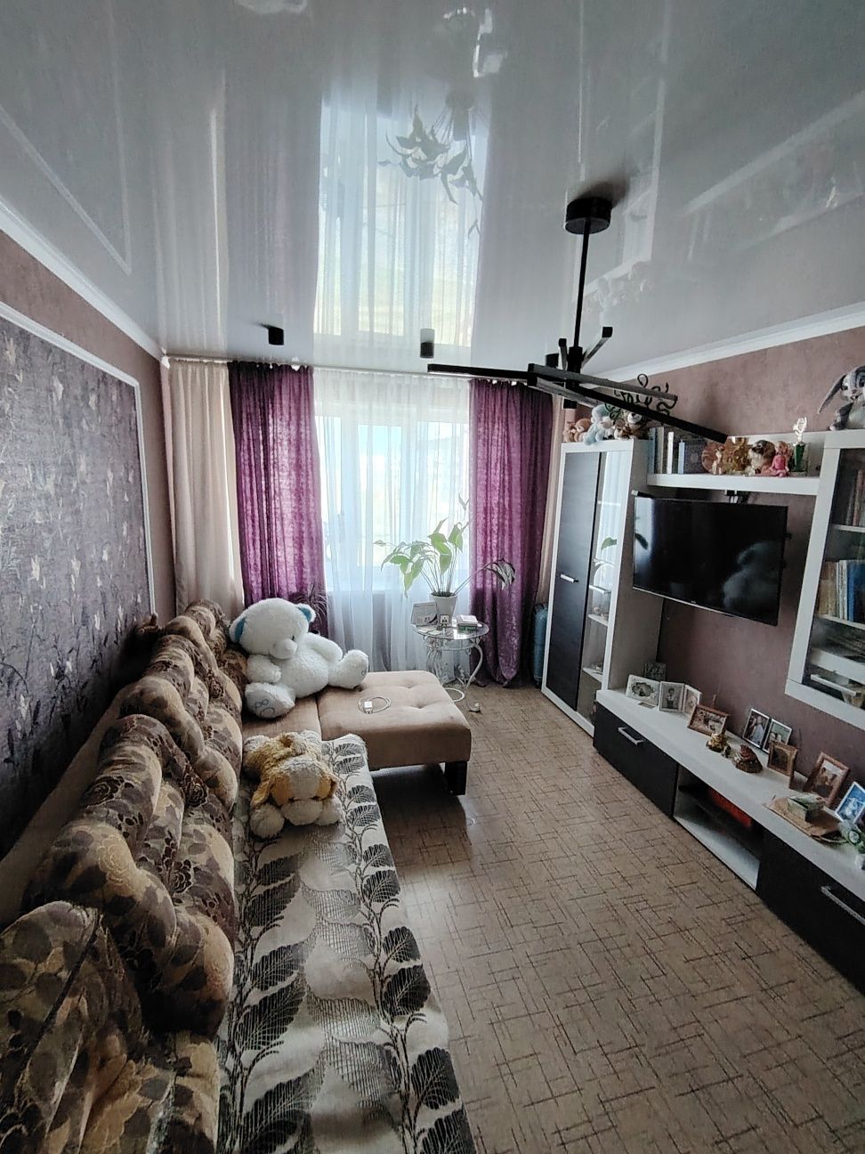 Продам 3-х комнатную квартиру, с ремонтом, мебелью, быт. техникой