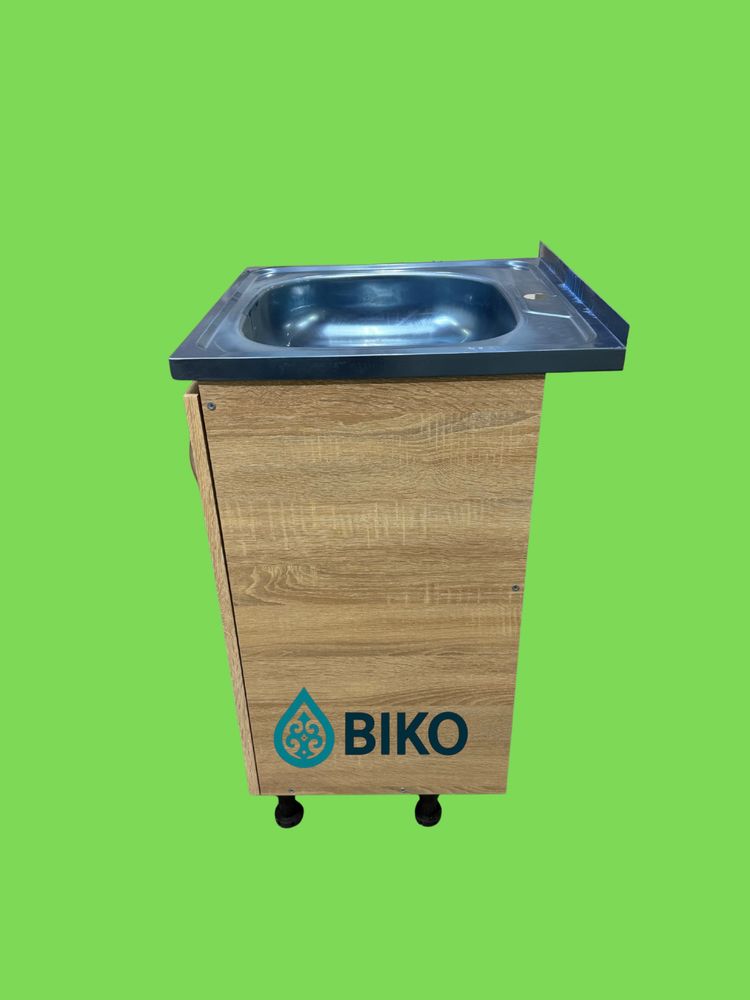 Кухонная мойка с тумбой 50*50*83