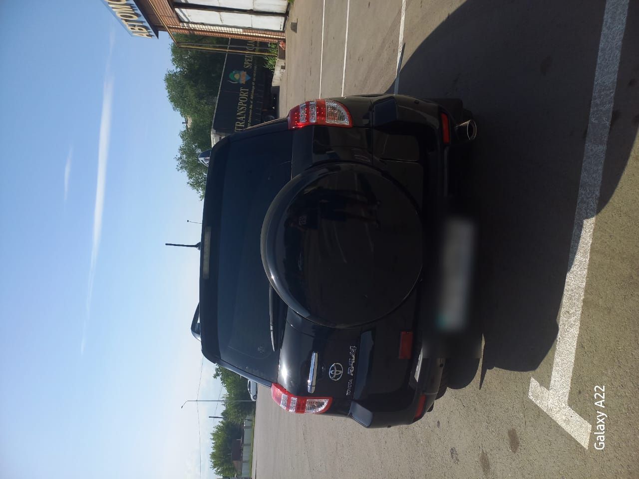 Продаю TOYOTA RAV4 в отличном состоянии