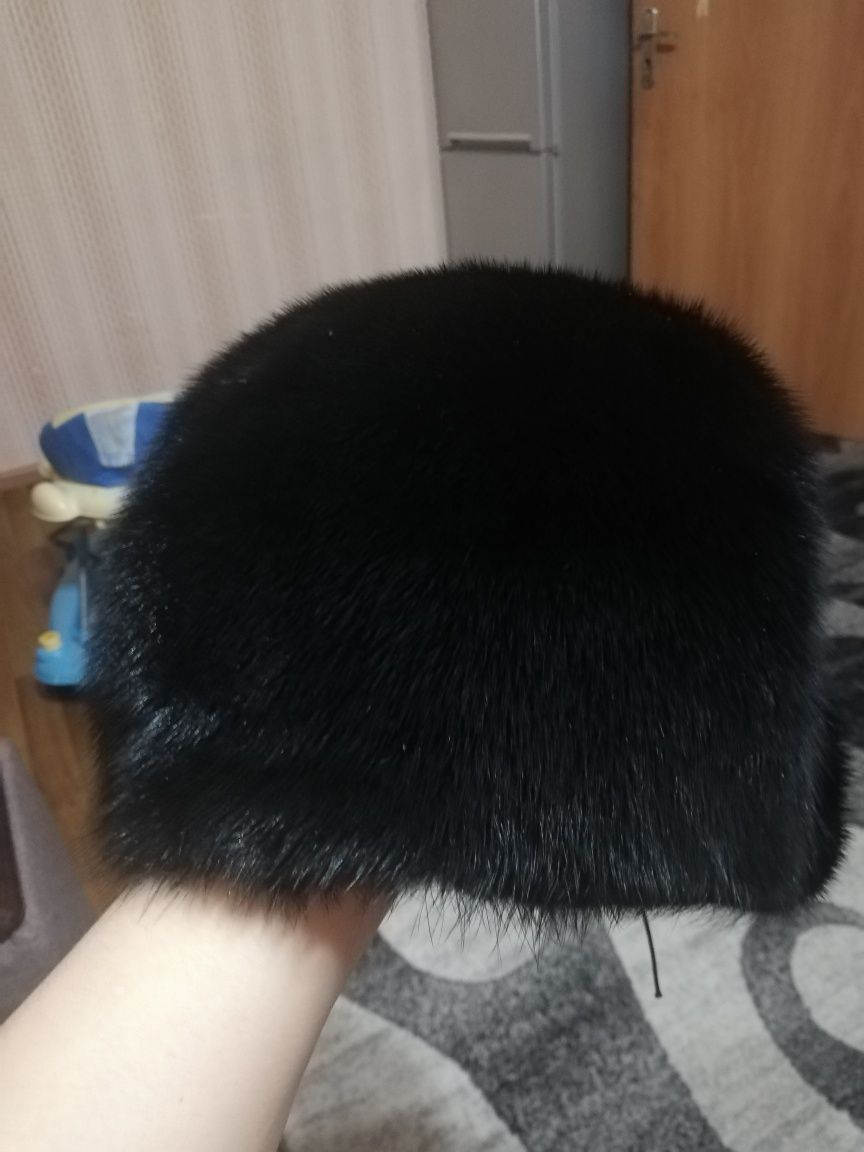 Продам норковую шапку