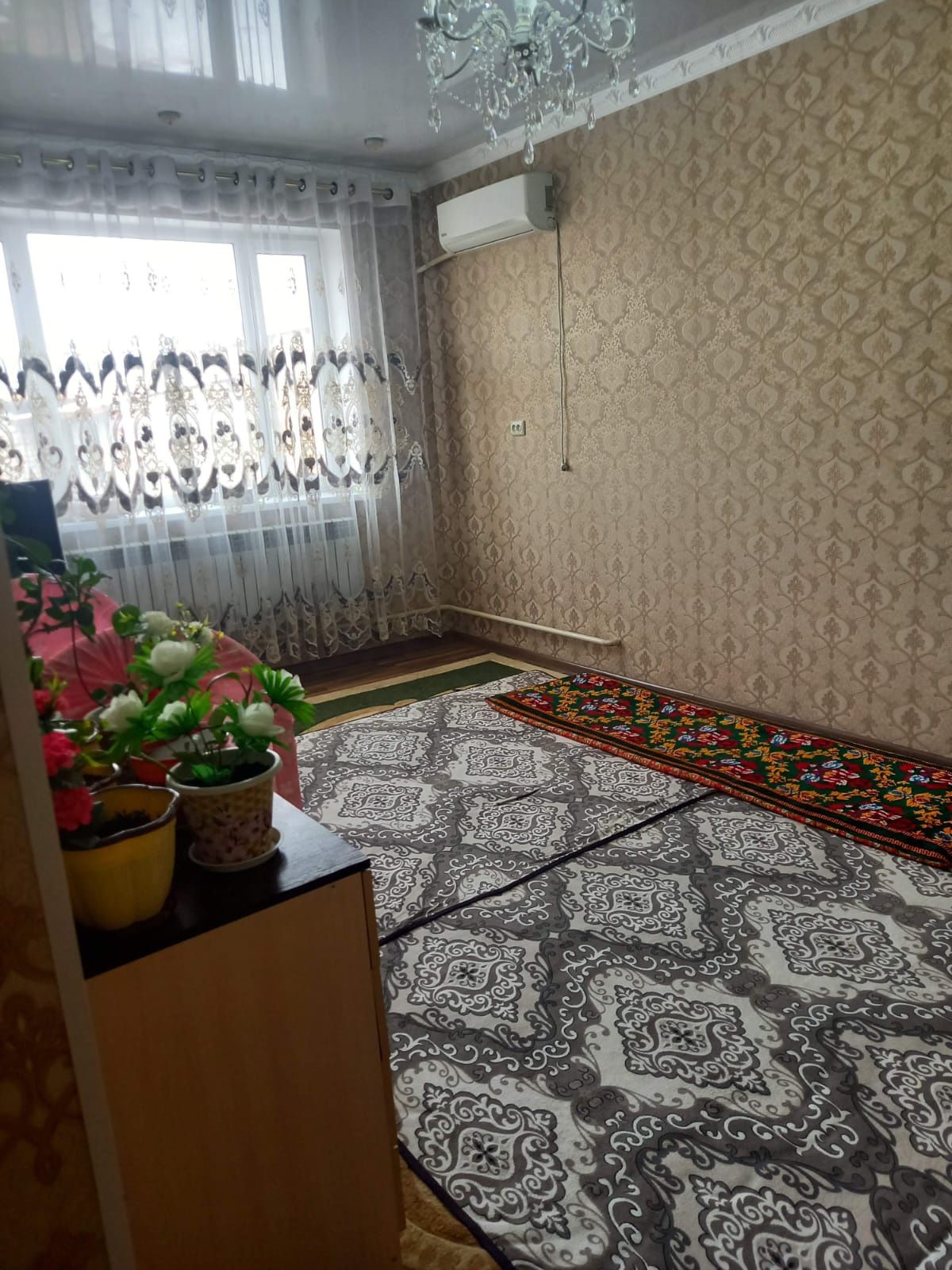 Үй сатылады коммунизм