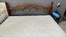 Продаем кровать двухспалку 180*200 с матрацом