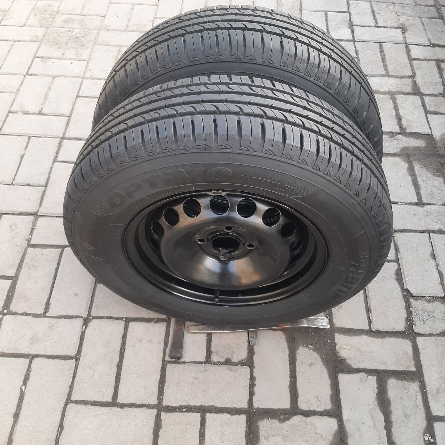 Продам 2шт колеса от кобальта.