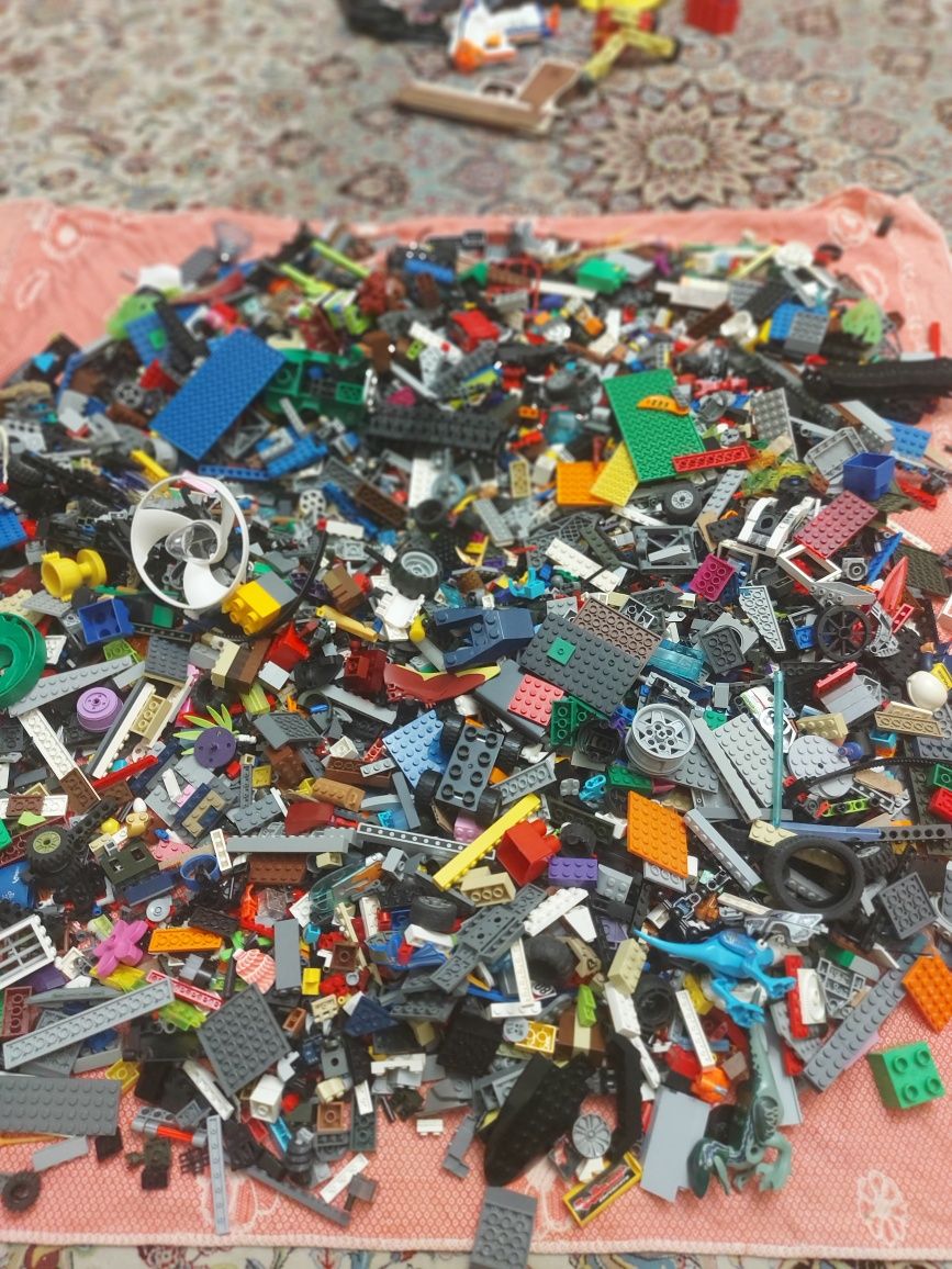 Lego на вес 5.5 кг