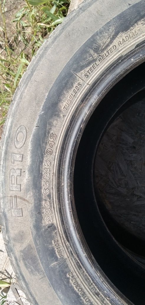 Продам шины в хорошем состоянии.