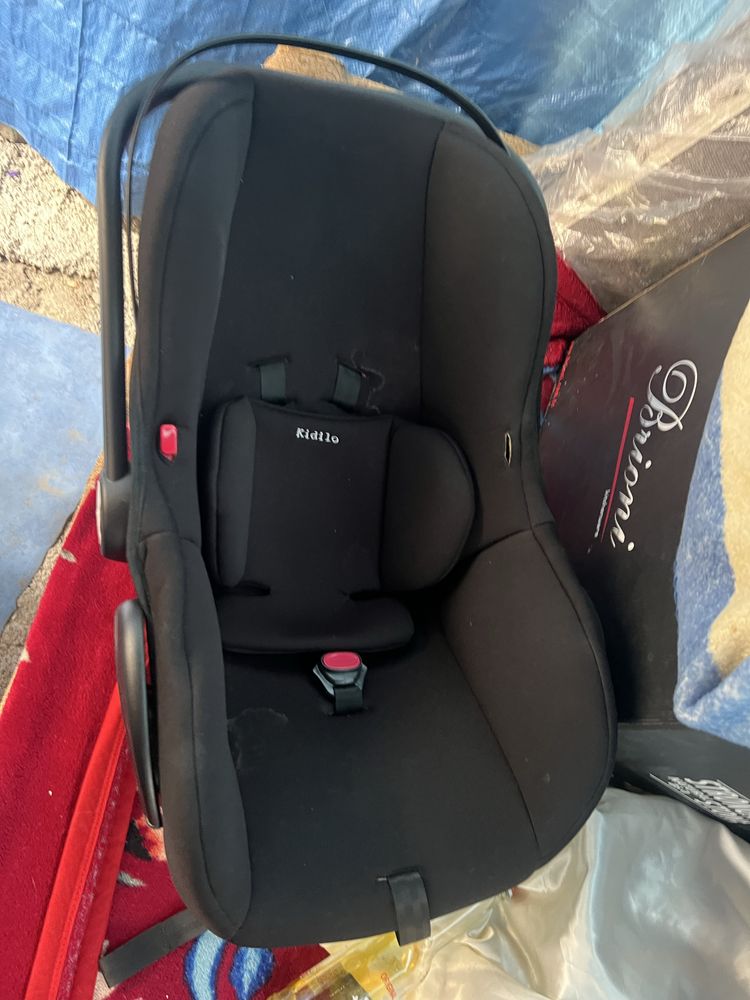 Продам коляску Kidilo 3в1