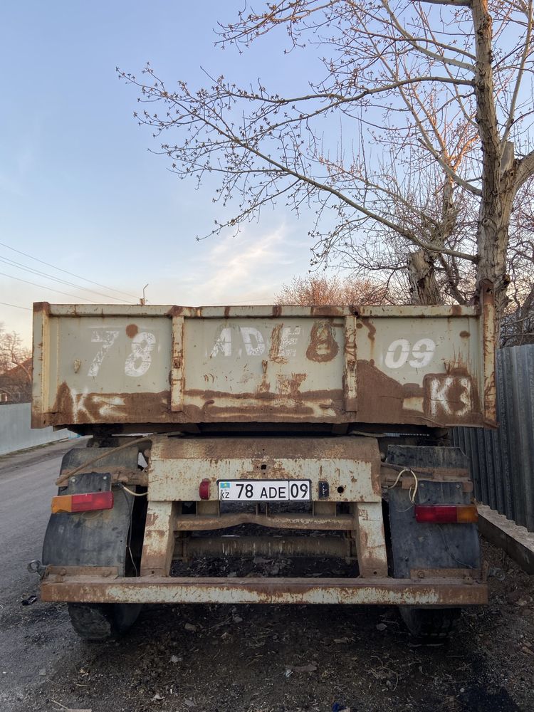 Продам прицеп 2014 год