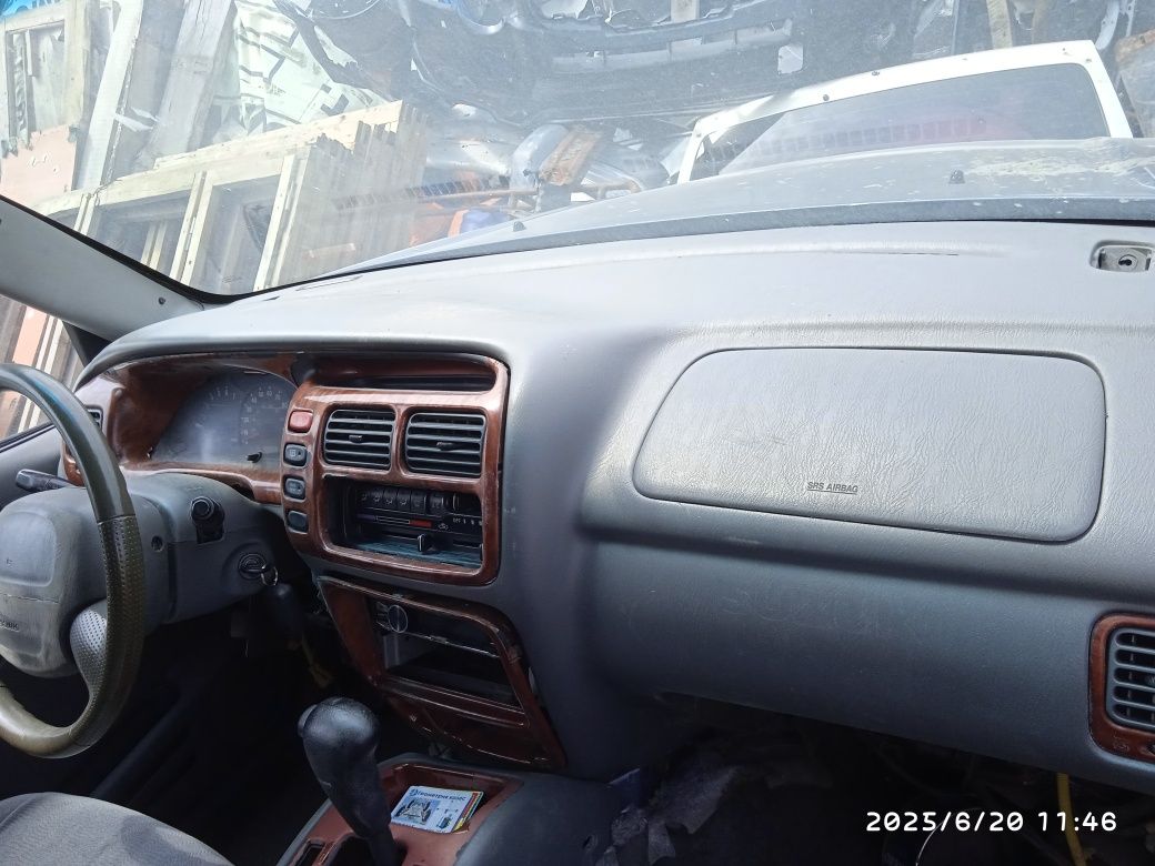Suzuki xl-7 целиком или запчасти
