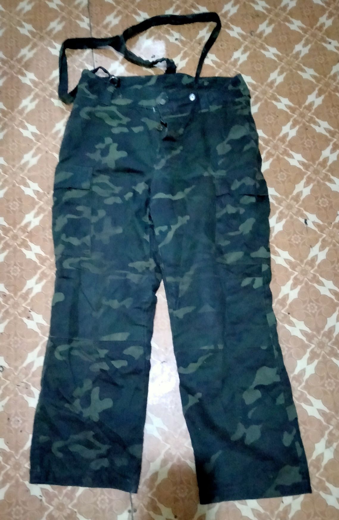 Камуфляжные штаны