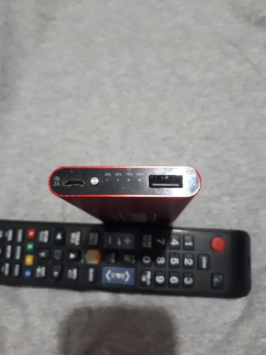 Продам Power bank hoco