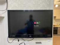 Телевизор LG хорошем состоянии