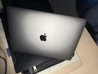 Продам Macbook 2018