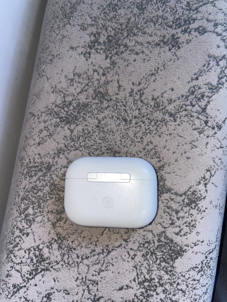 Продам air pods 2 pro Оригинал
