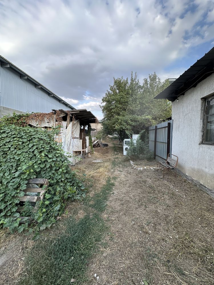 Продам Часный Дом Хорошей Локаций Для Склада