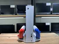 Xbox Series S, 512 GB, 2 джойстика, охлаждающая подставка, 9952/А10
