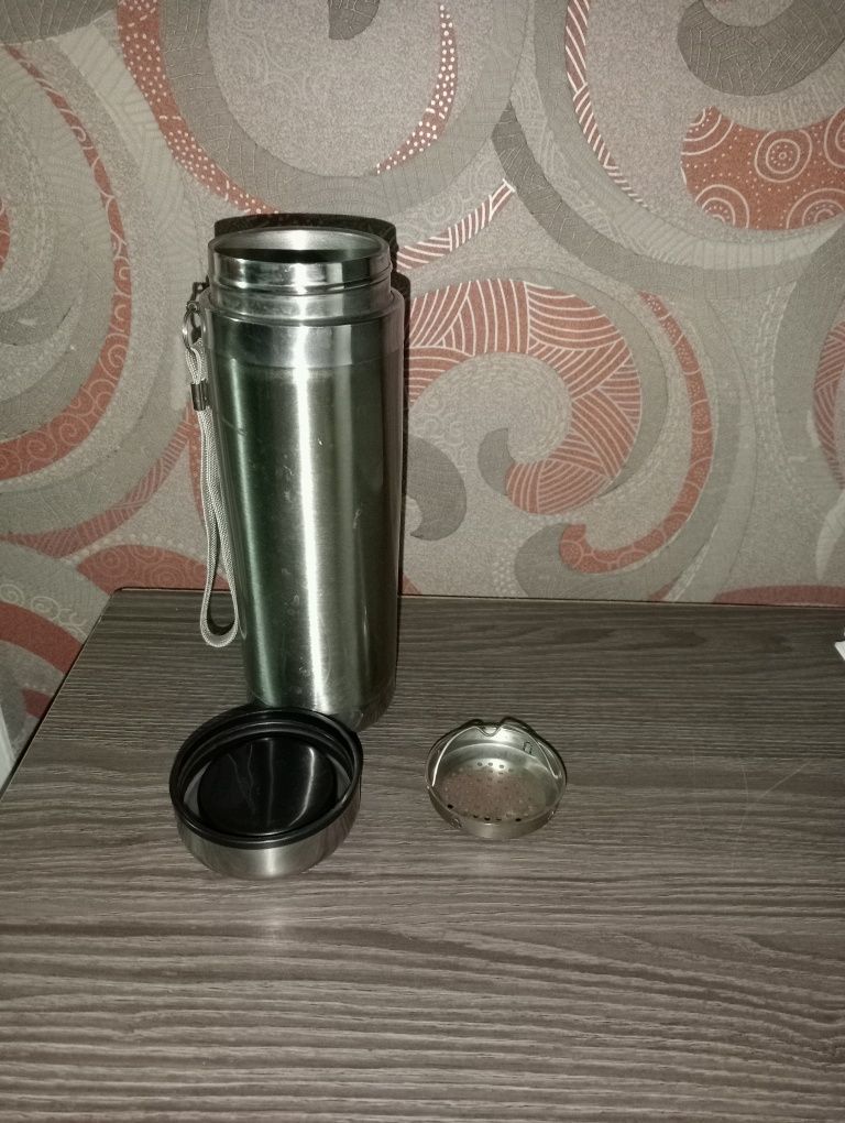 Продам Термос...