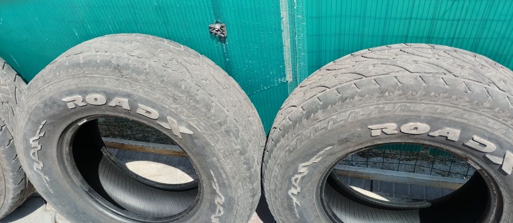 Резина 235/75/15 всесезонная