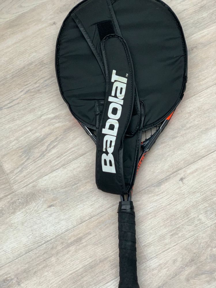 Теннисная ракетка Babolat