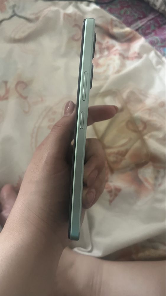 Телефон Vivo Y03. Срочно