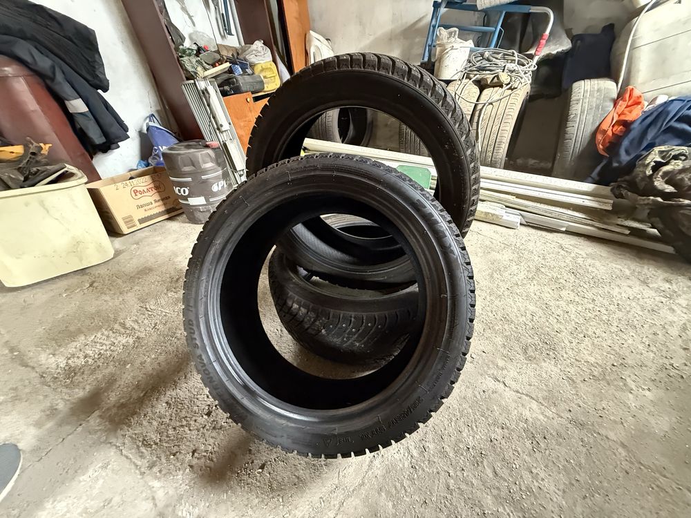 резина шипованную R17 215/45