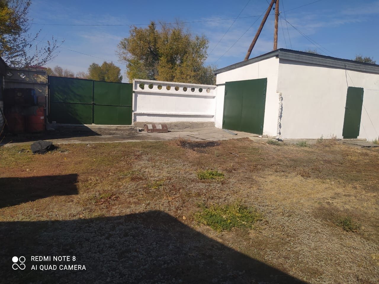Кирпичный дом, 6 комнат, 2 уровня. Торг.