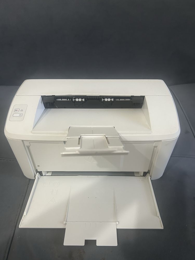 Принтер HP LaserJet Pro M15a