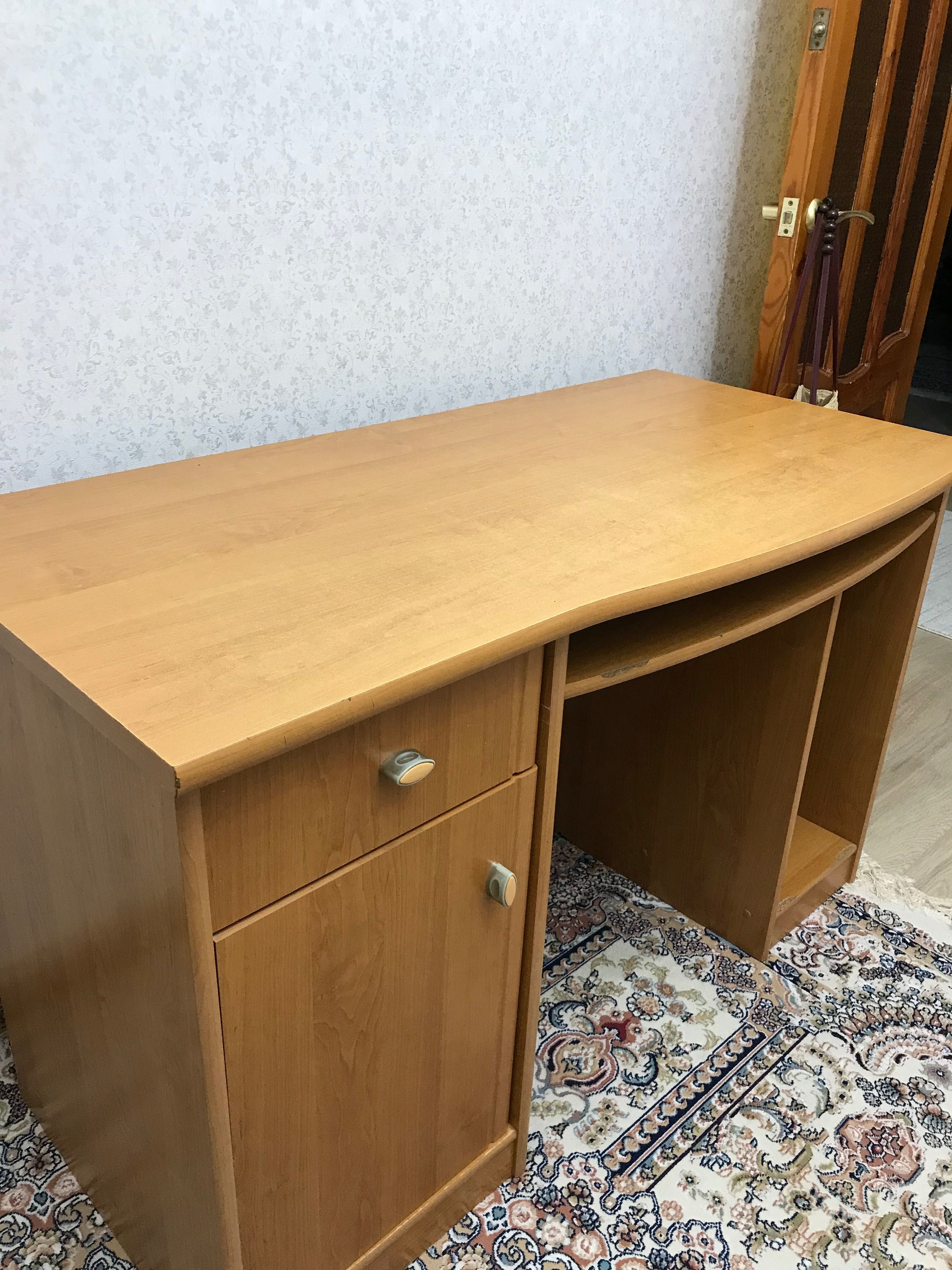 Деревянный парта