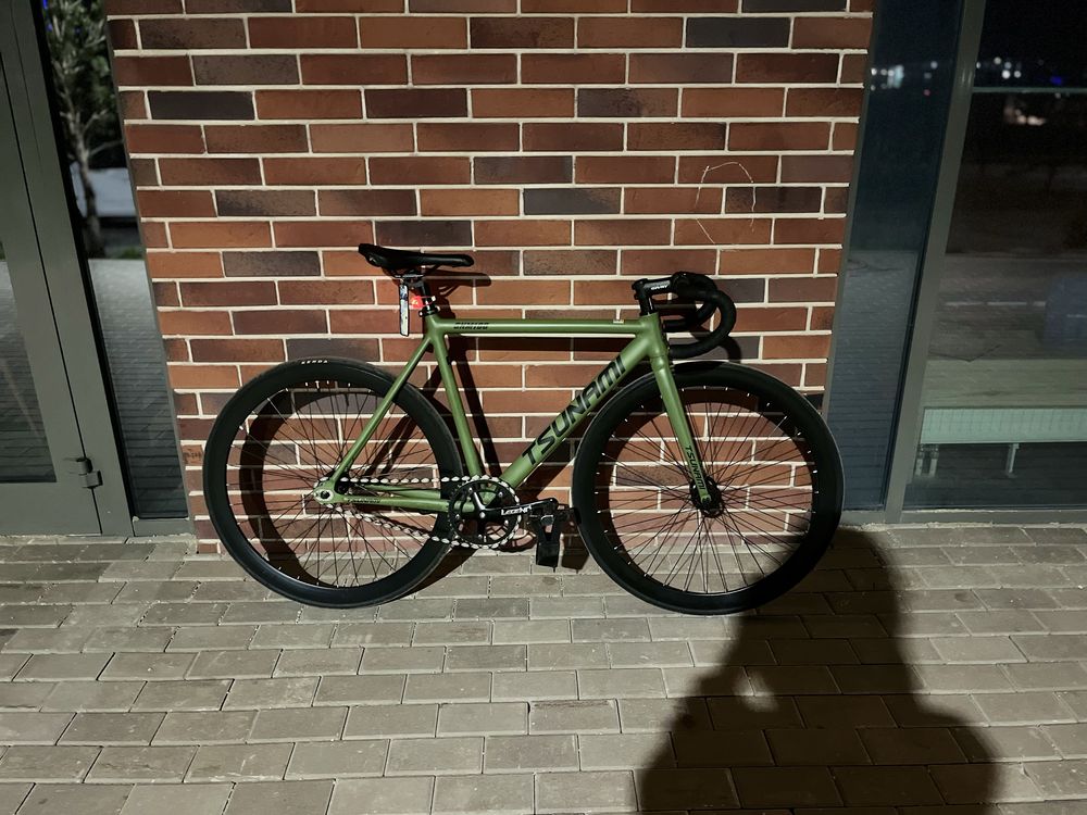 Fixed gear tsunami snm100