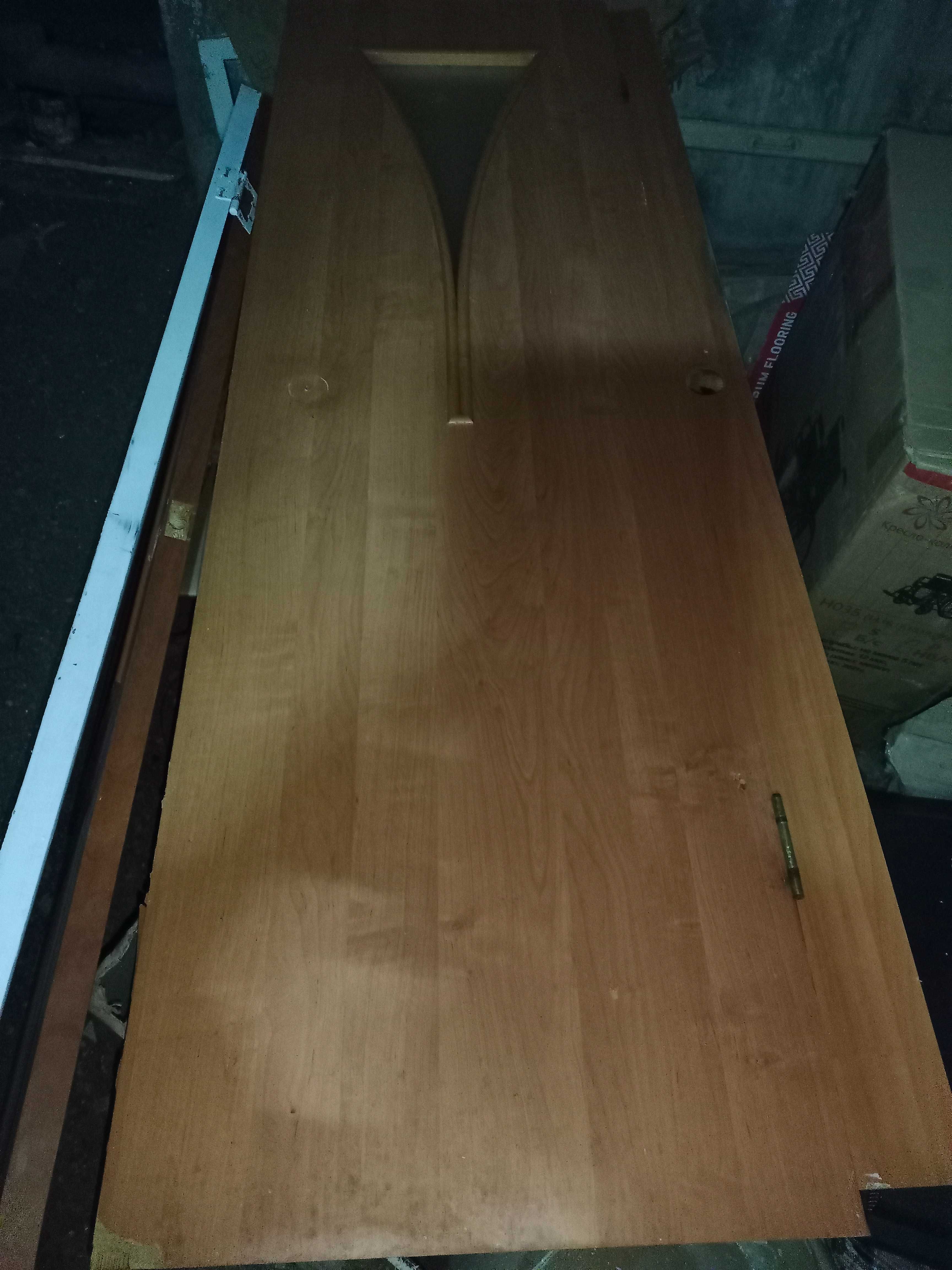 Продам двери размеры 80/200см и 70/200см и 60/200см 6мкр(кунаева)
