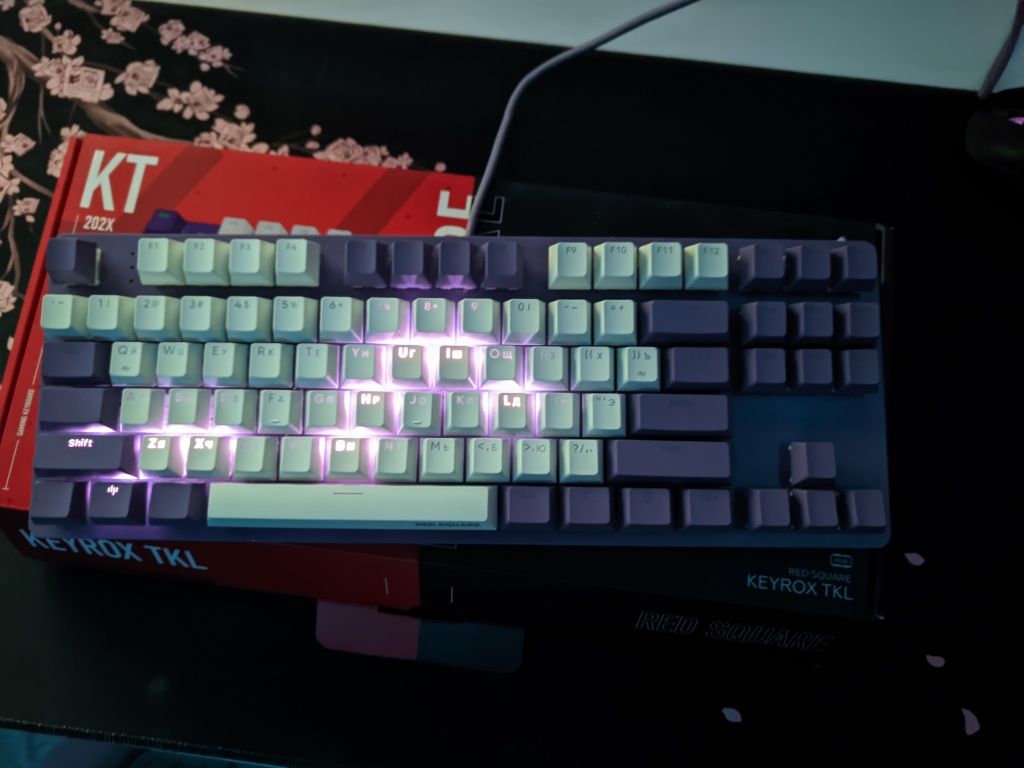 продам клавиатуру Red Square TKL skeleton