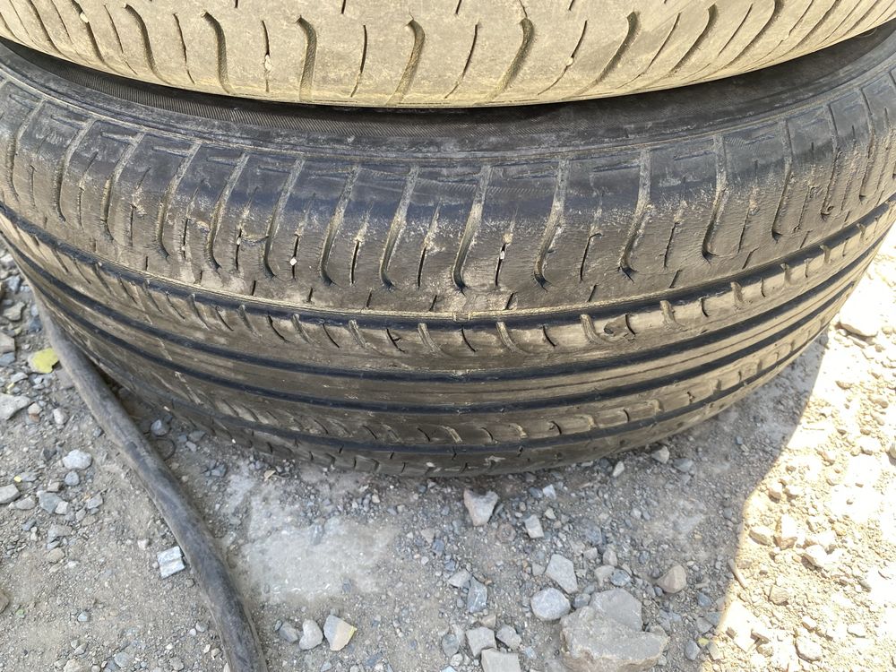 Продаю бу Шины Hankook летние на киа спортейдж