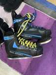 продам коньки 44-43 размер